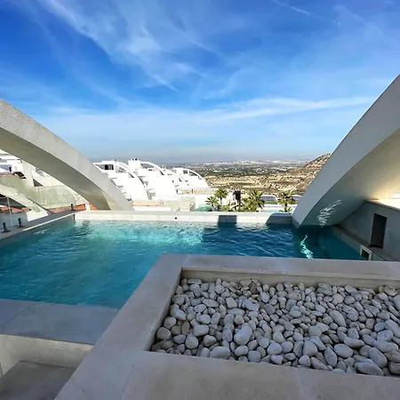 アパート Casa Colina - Privezwembad & Lift