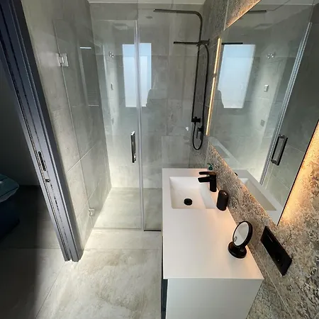 Casa Colina - Privezwembad & Lift *